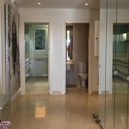Modern 2 Bed In * Марбелья