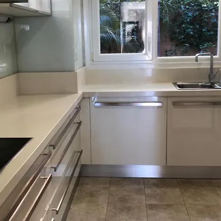 Modern 2 Bed In Апартаменты *